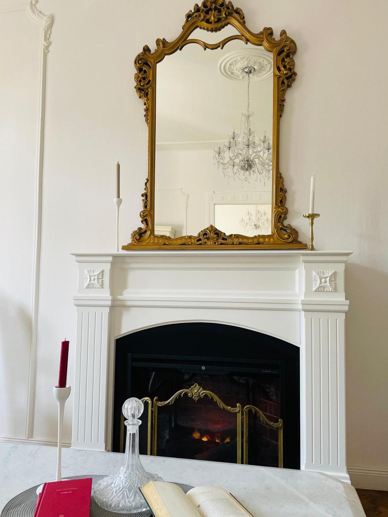 Littleparis Apartment คลูจ-นาโปกา ภายนอก รูปภาพ